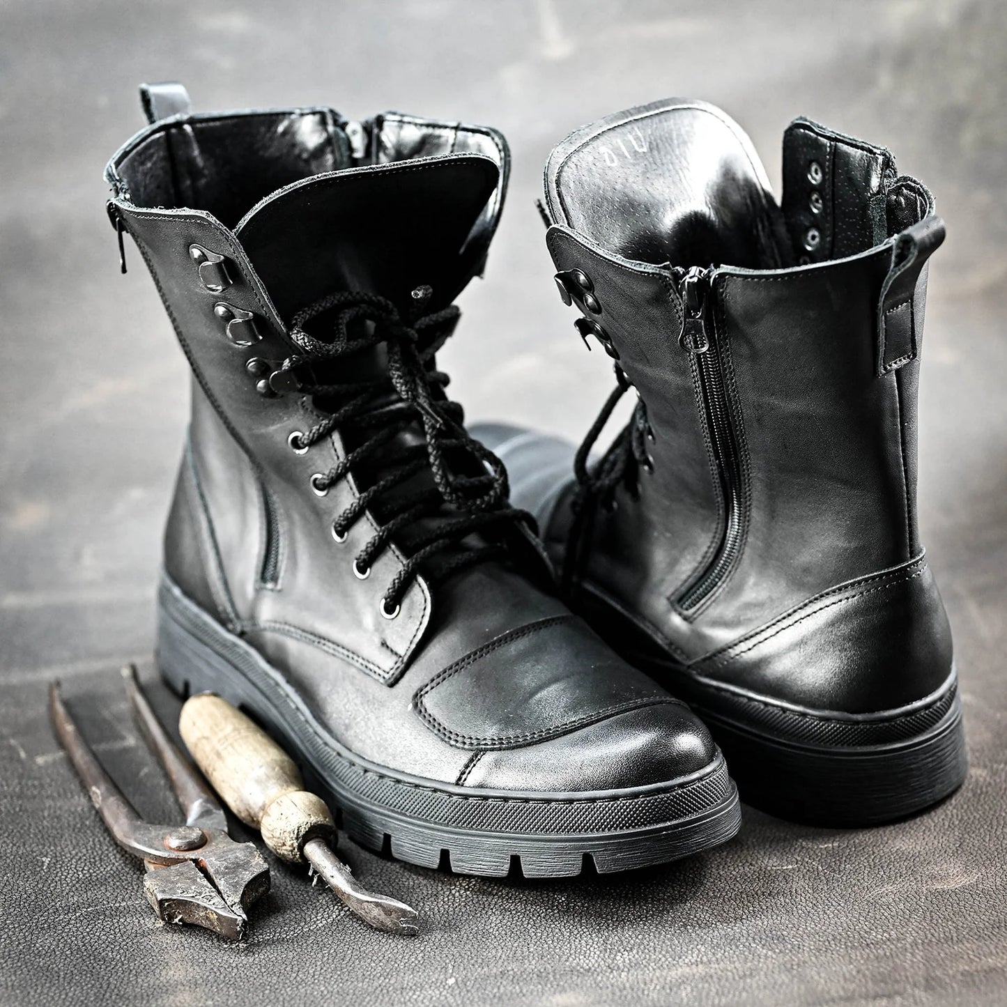 Schwarze Herren-Motorradstiefel aus Leder – Gregory | KarolShoes