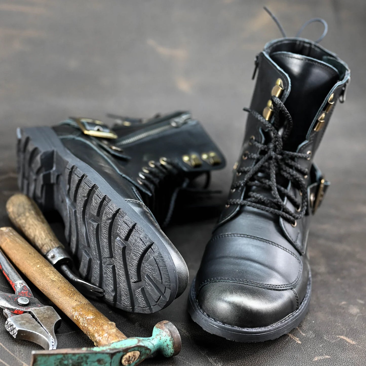 Schwarze BS Herren-Motorradstiefel aus Leder – Chad | KarolShoes