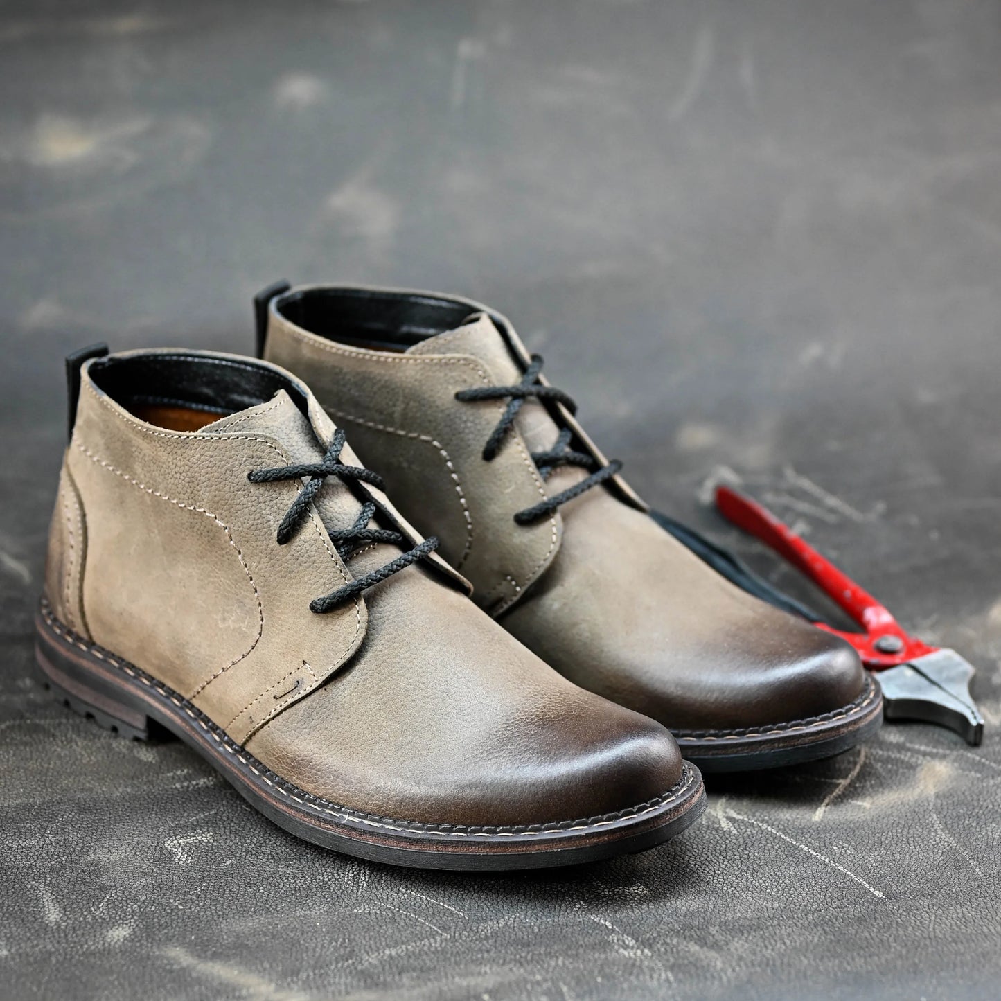 Pánské kožené chukka boty Hawk – hnědé, ručně šité, odolné a pohodlné | KarolShoes