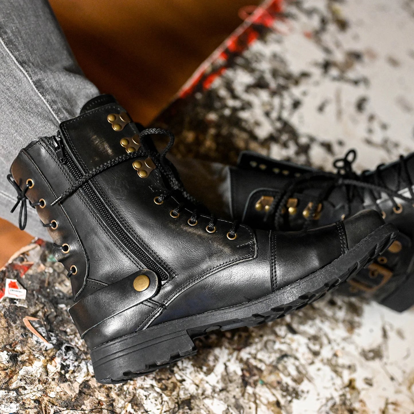 Schwarze BS Herren-Motorradstiefel aus Leder – Sonny | KarolShoes