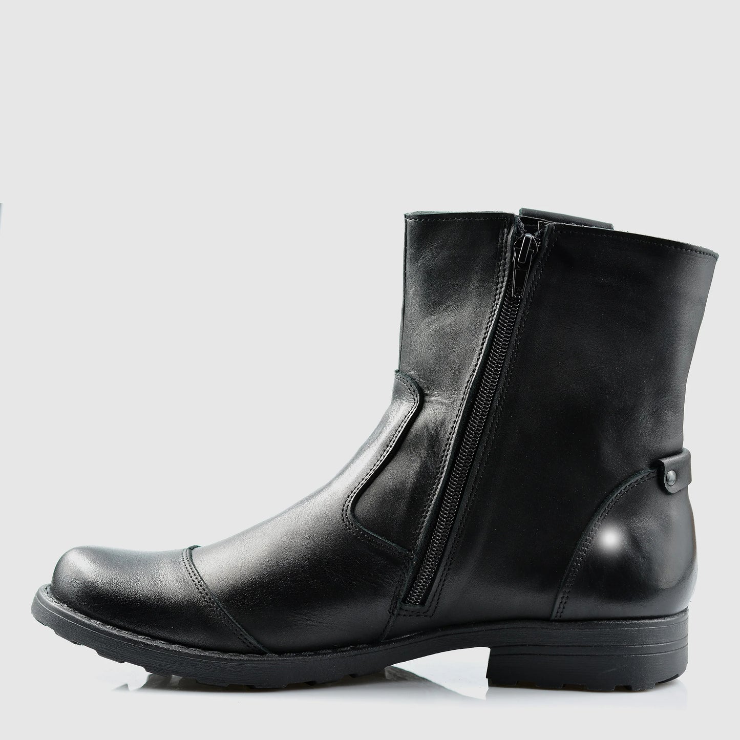 Handgefertigte Schwarze Herren-Lederstiefel – Casual | KarolShoes