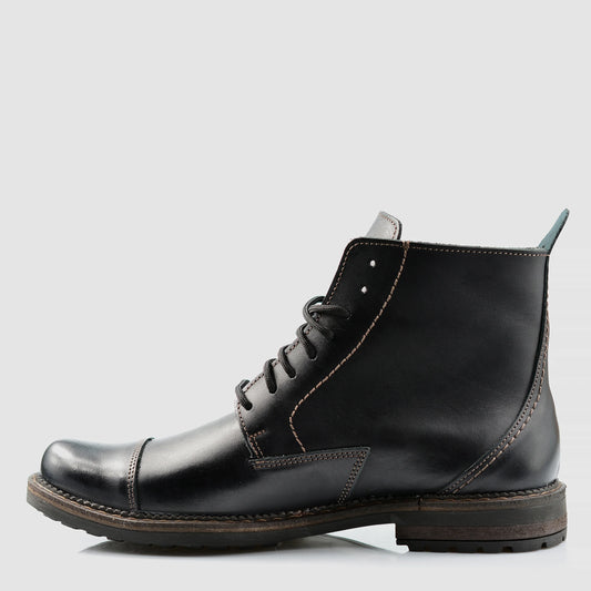 Handgefertigte Schwarze Herren-Lederstiefel – Classic | KarolShoes