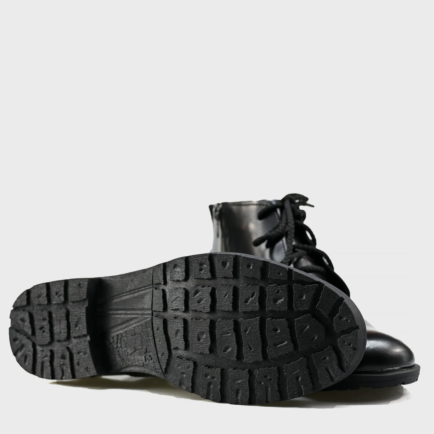 Pánské kožené kotníkové boty Raven – černé, ručně šité | KarolShoes