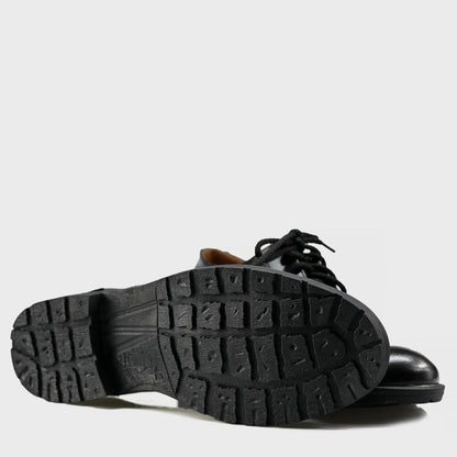 Black Leather Men’s Brogues – Hand-Stitched – Oxford Ridge | KarolShoes