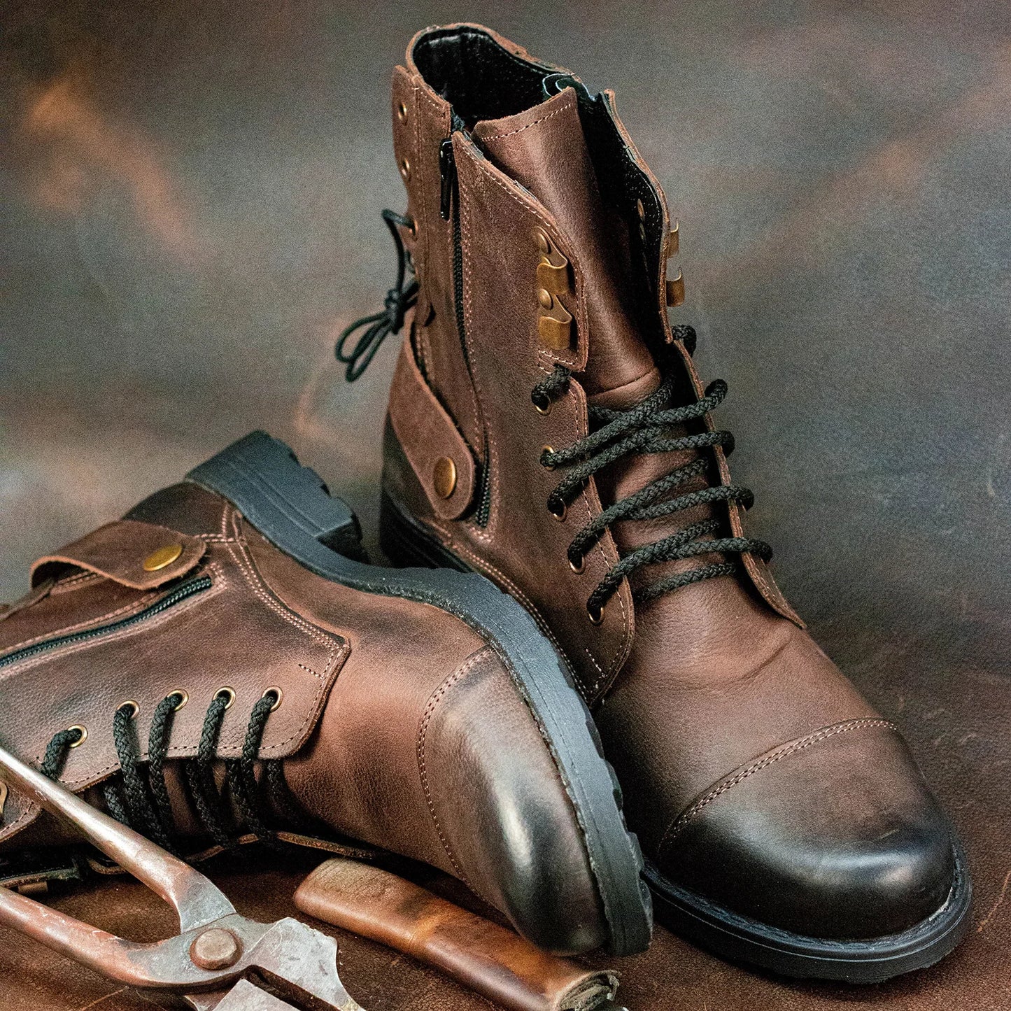 Handgefertigte Braune Herren-Lederstiefel – Maron | KarolShoes