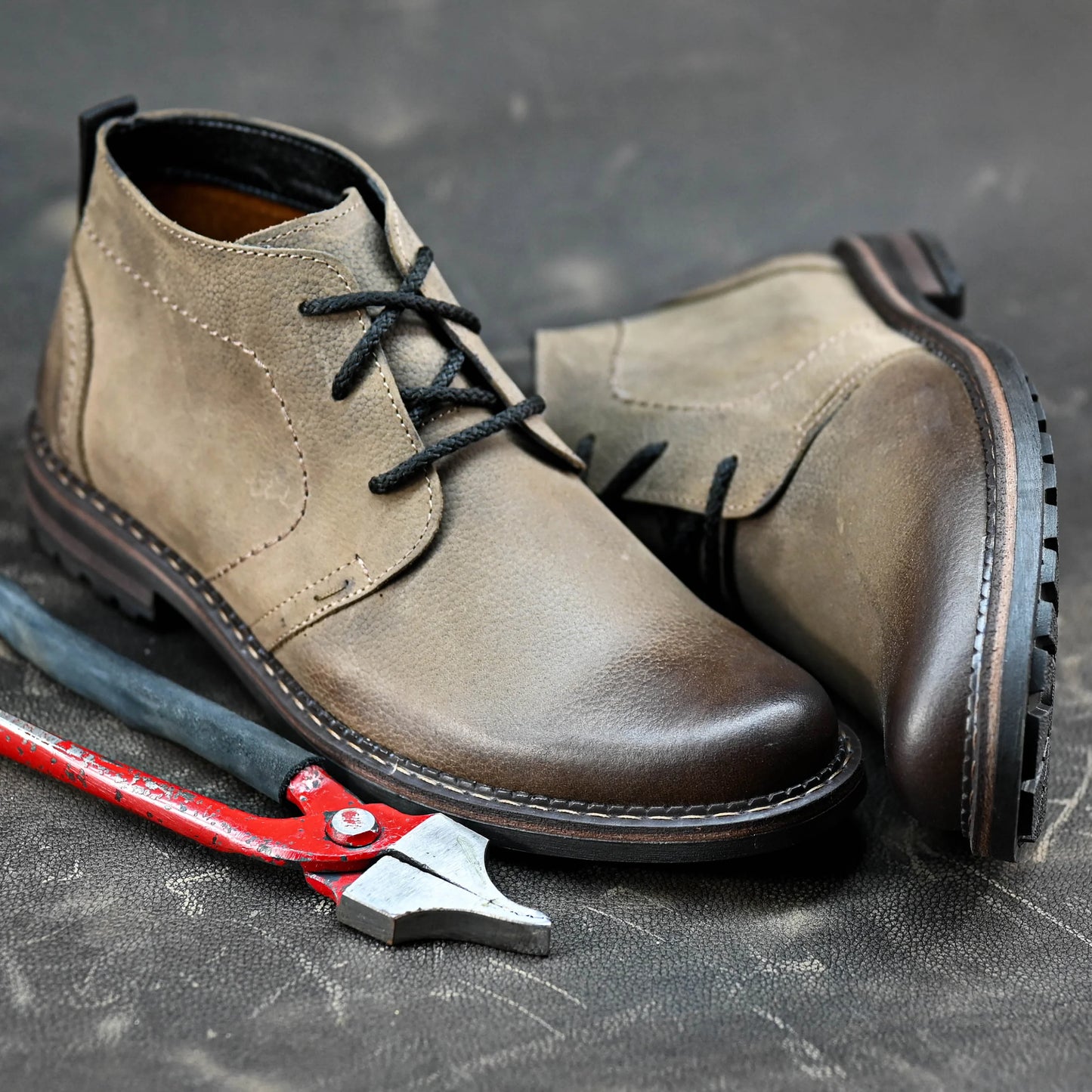 Pánské kožené chukka boty Hawk – hnědé, ručně šité, odolné a pohodlné | KarolShoes