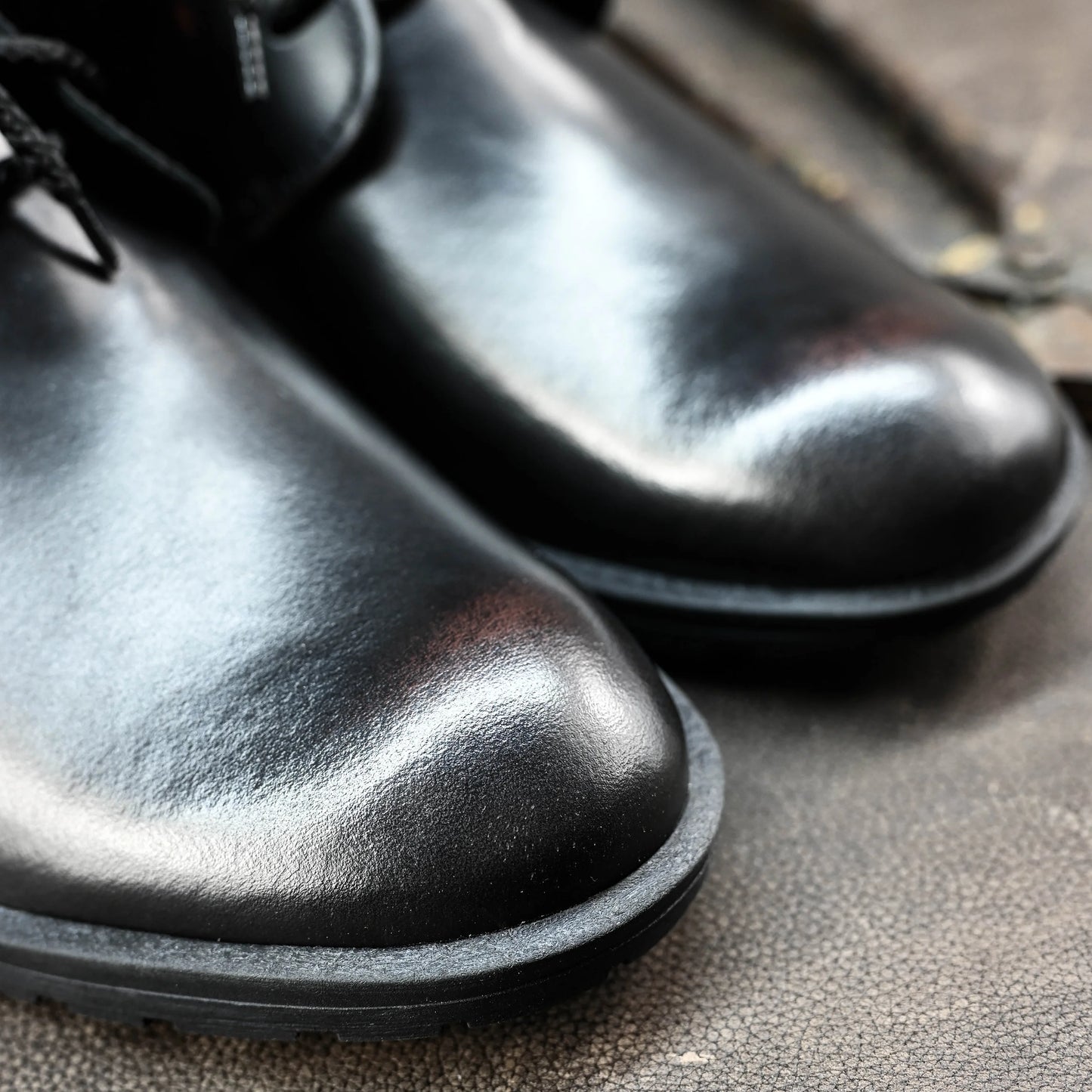 Pánské kožené kotníkové boty Raven – černé, ručně šité | KarolShoes